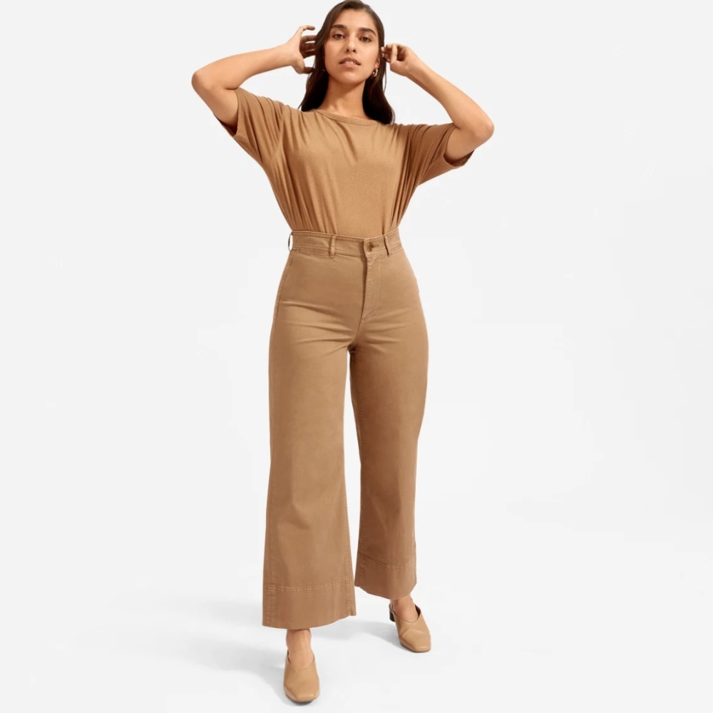 The Lightweight Wide Leg Crop Chino - Everlane